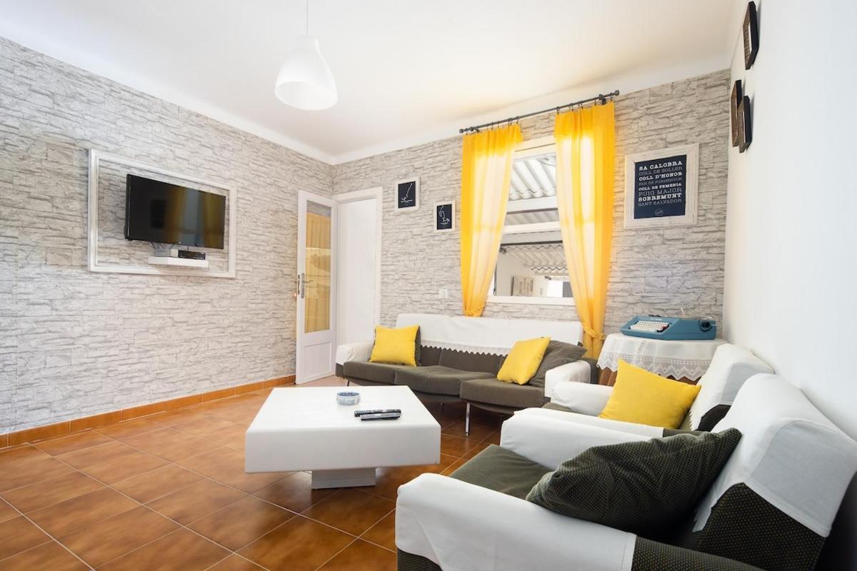 Ferienhaus Maria De La Salut *